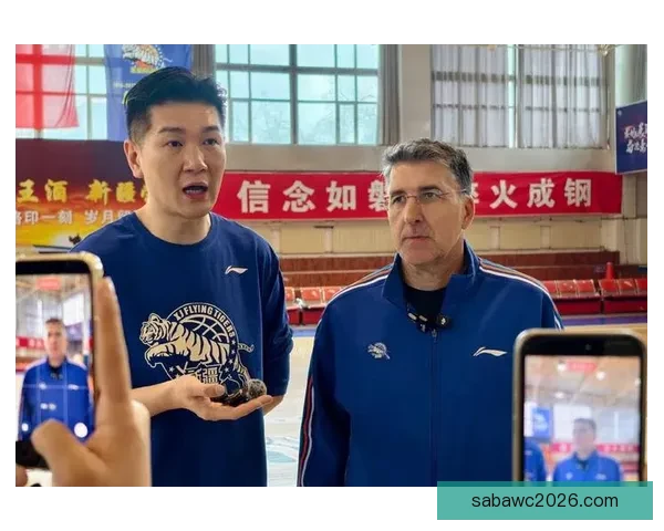 输给山西赛后发布会格兰坦言伤病困扰一号位无奈李炎哲寄语专注做好自己力争反弹